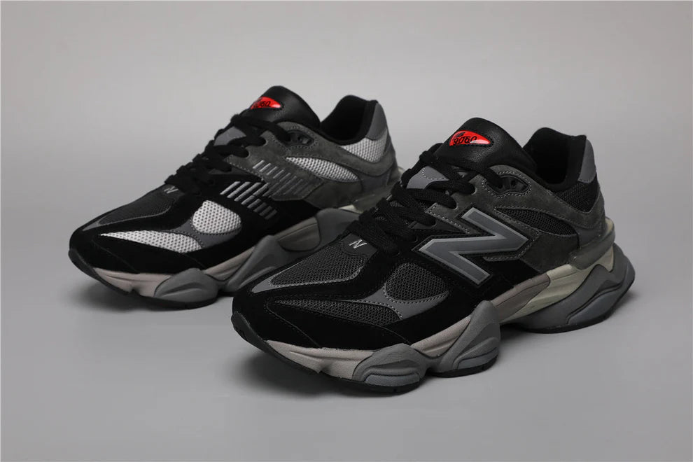 NB 9060 Black Castlerock