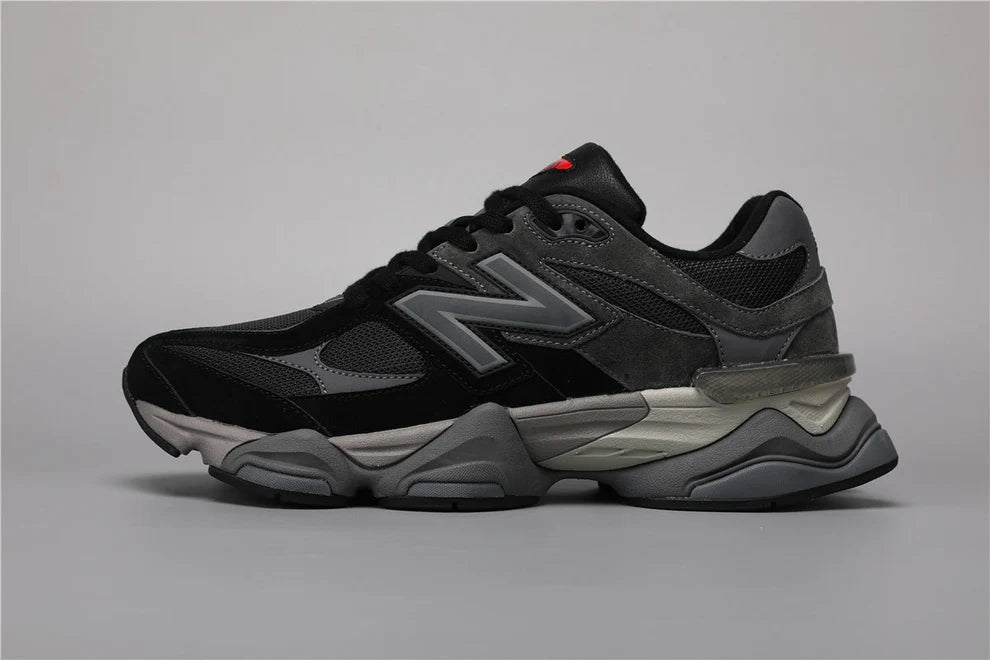 NB 9060 Black Castlerock