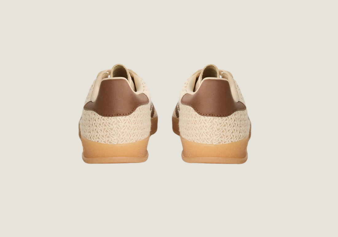 Gazelle Indoor Strata Sand
